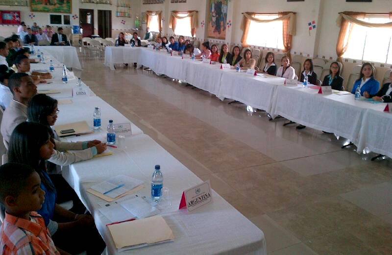 Modelo Distrital de la ONU 2014